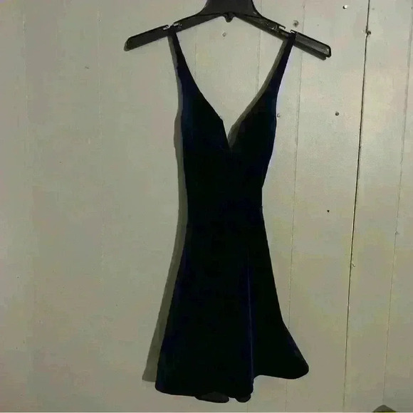 City Studio Dresses & Skirts - City Studio Blue Velour Cocktail Dress Size 9